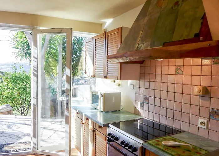 Agora By Interhome * Niza